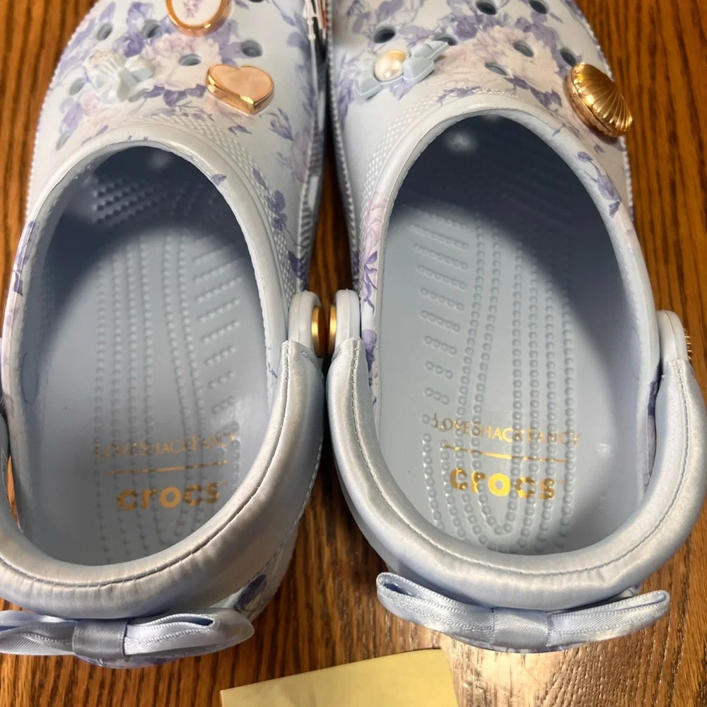 Crocs x Love Shack Famcy Women’s Light Blue Floral Clogs - Picture 4 of 8